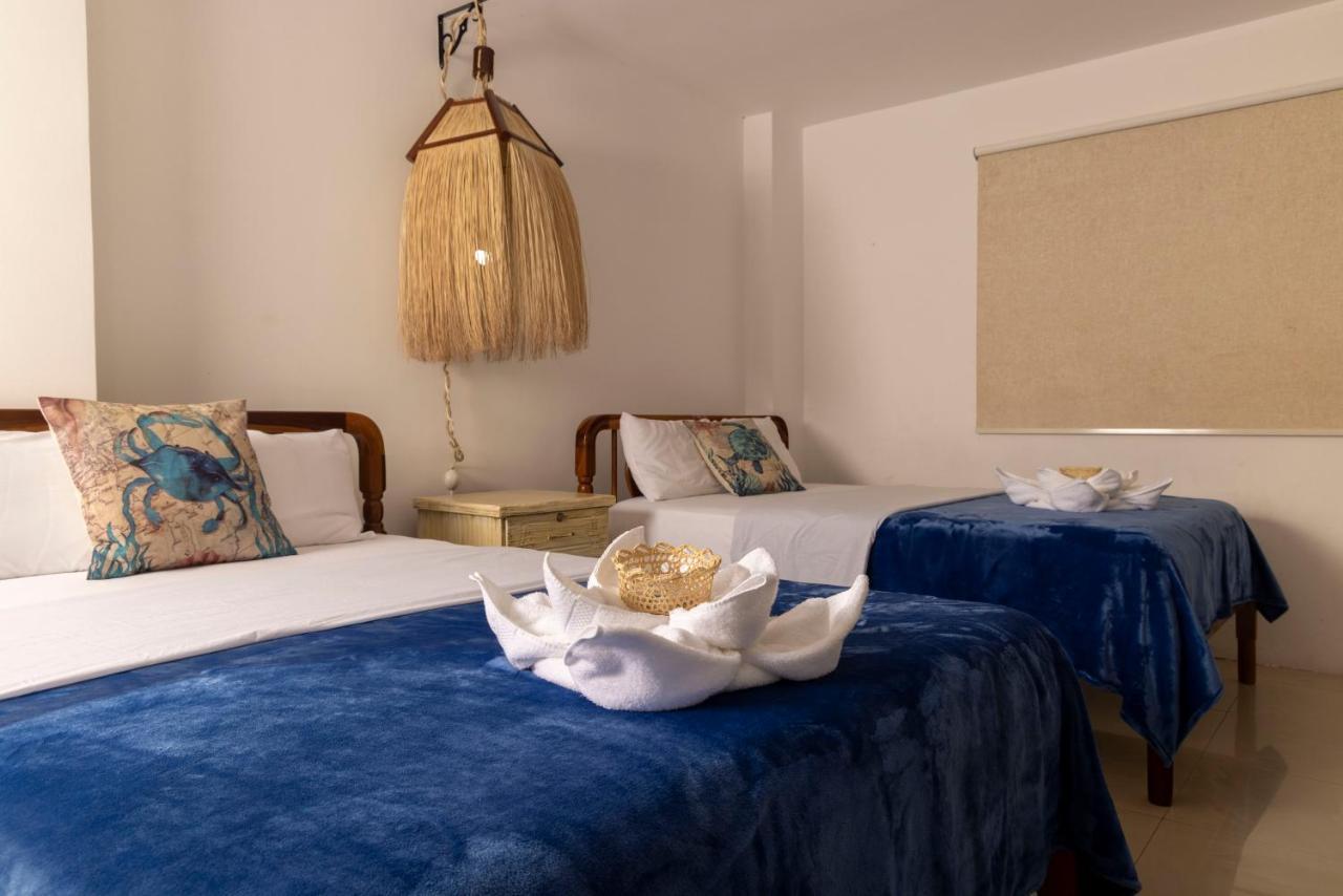 Galapagos Planet Hotel Пуерто-Бакерісо-Морено Екстер'єр фото