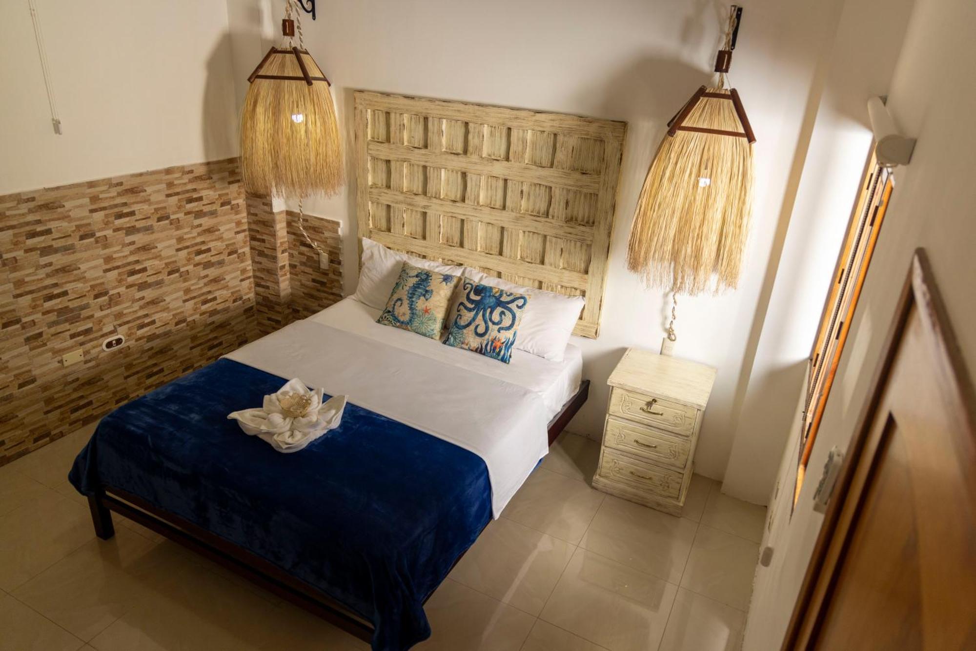 Galapagos Planet Hotel Пуерто-Бакерісо-Морено Екстер'єр фото